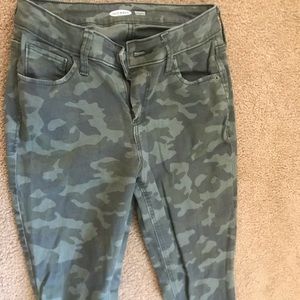 Old navy army print girls jeans size 4